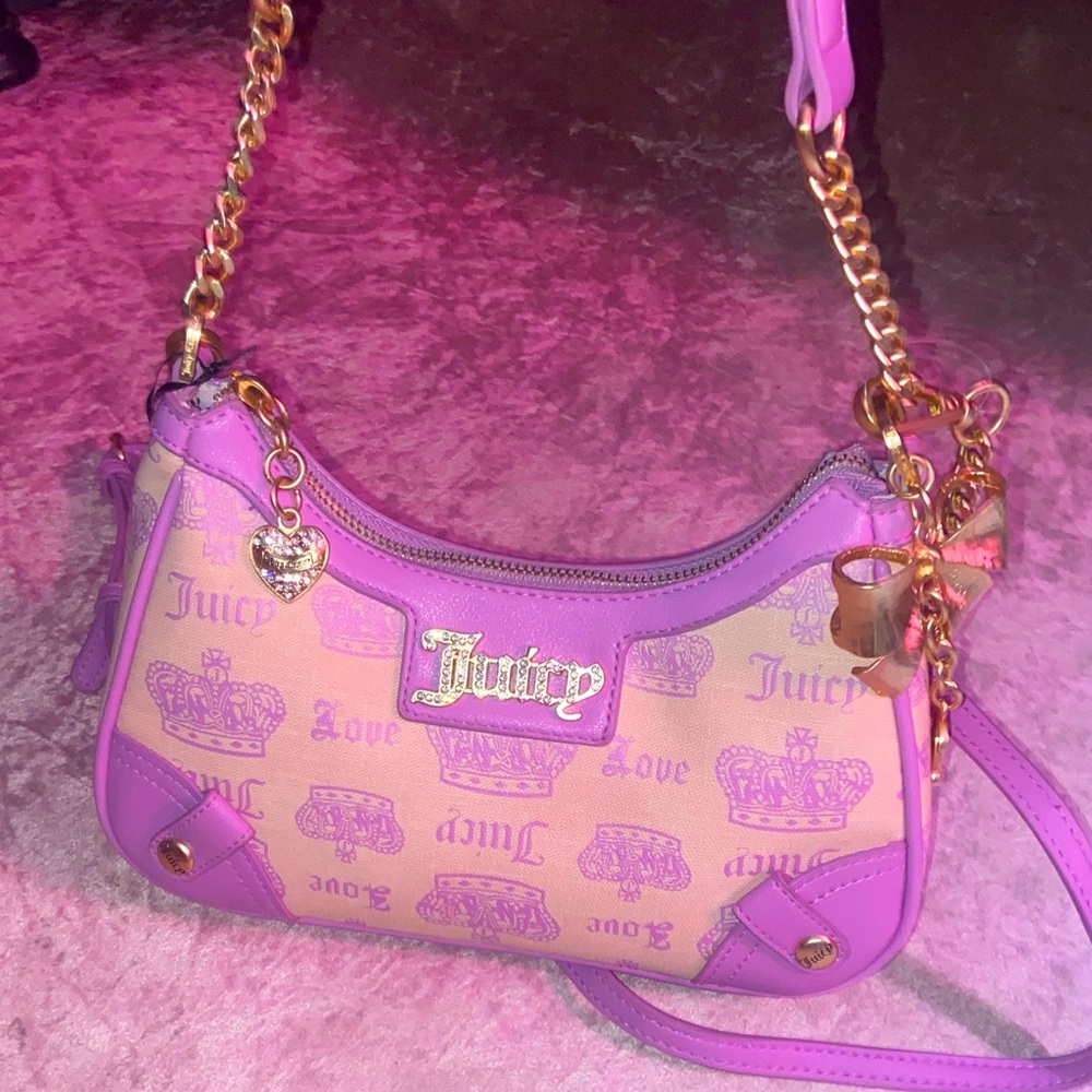 Beautiful NWT Juicy Couture Shoulder Bag